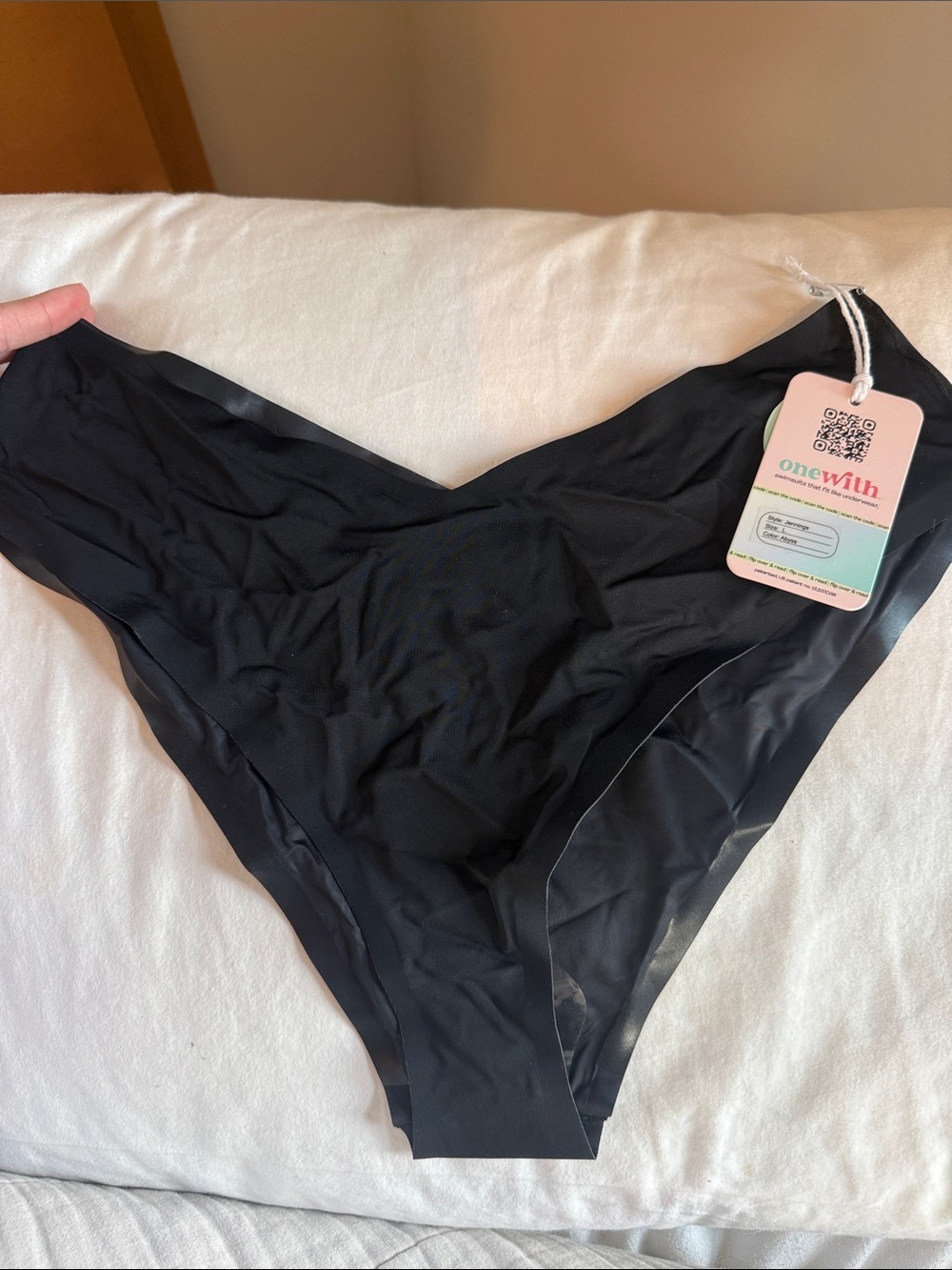 oneWith Black Seamless V-Front Women’s Swim Bottom
